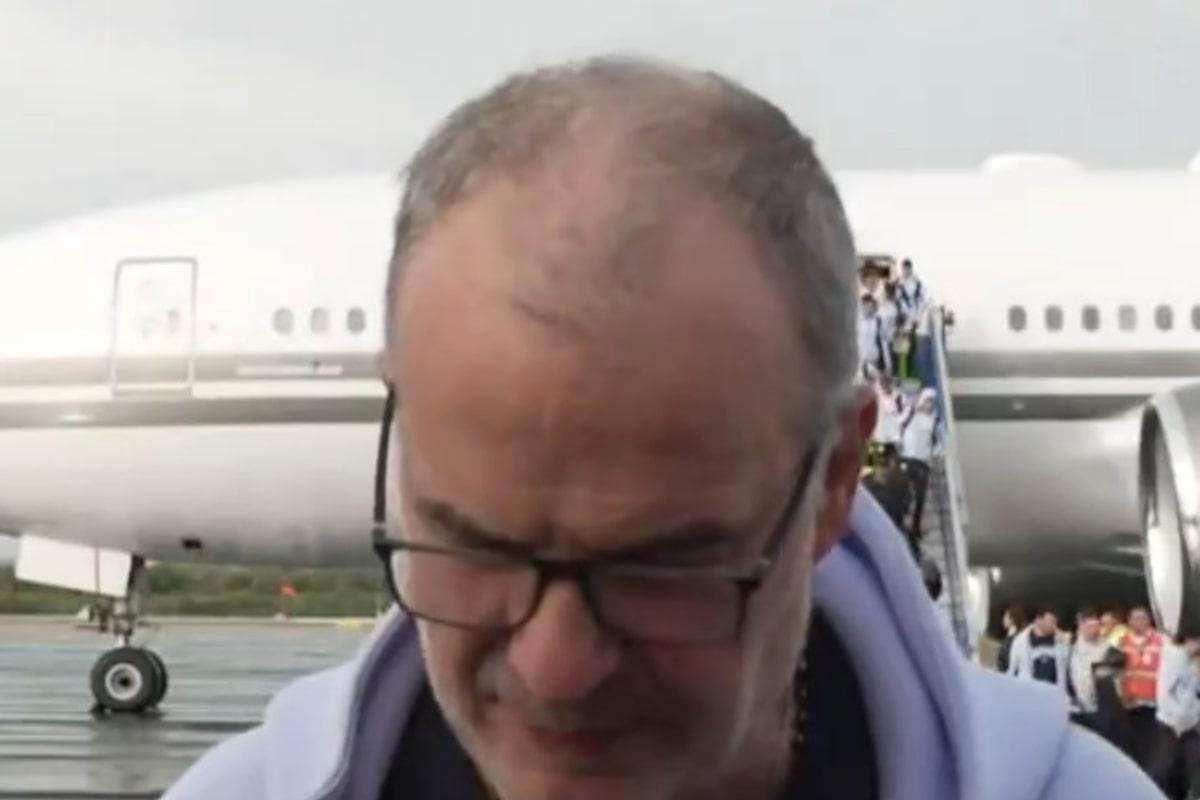 Bielsa surpreende com poucas palavras na chegada do Uruguai; vídeo viraliza