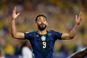 Brasil goleia Haiti e assume liderança do Grupo C na Copa