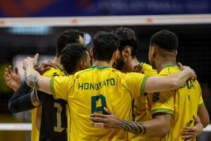 Brasil mantém invencibilidade na VNL masculina com vitória sobre a Sérvia