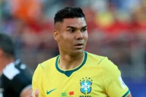 Casemiro assina com Inter Miami e se junta a Messi