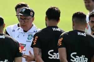 CBF fecha treinos e restringe entrevistas da seleção brasileira após estreia na Copa