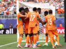Costa do Marfim faz história e avança ao mata-mata da Copa pela primeira vez