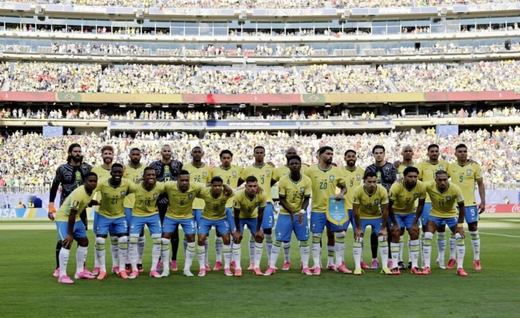 Dominância do rosa nas chuteiras da Copa do Mundo 2026 explica estratégia de marketing esportivo