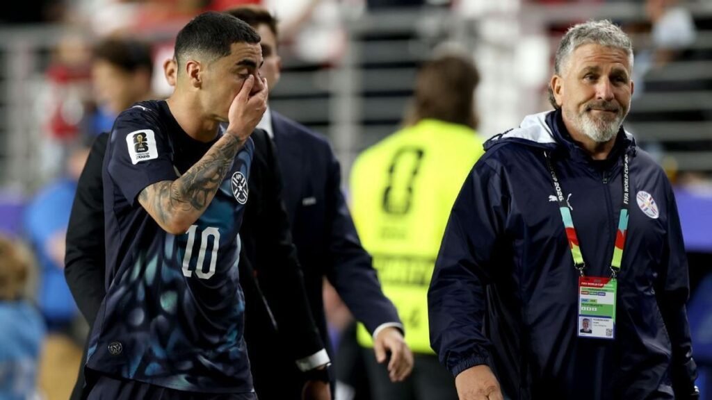 Entenda como o Protocolo Vinicius Jr causou a primeira expulsão na Copa do Mundo