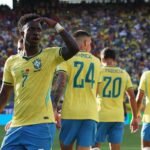 Estreia do Brasil na Copa garante maior audiência da Globo aos sábados em uma década