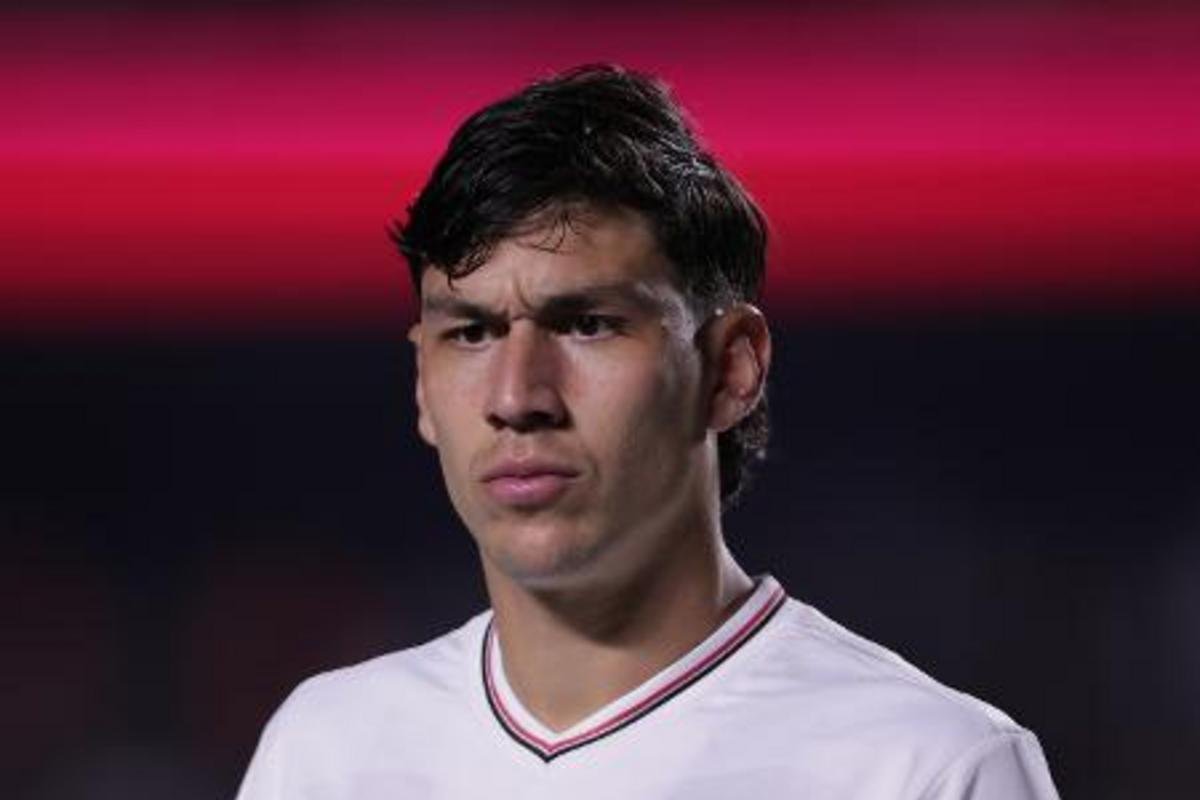 Ferraresi e Newton na mira de São Paulo e Botafogo em possível troca