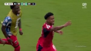 Flamengo: empate uruguaio divide torcida por Arrascaeta, Varela e De La Cruz