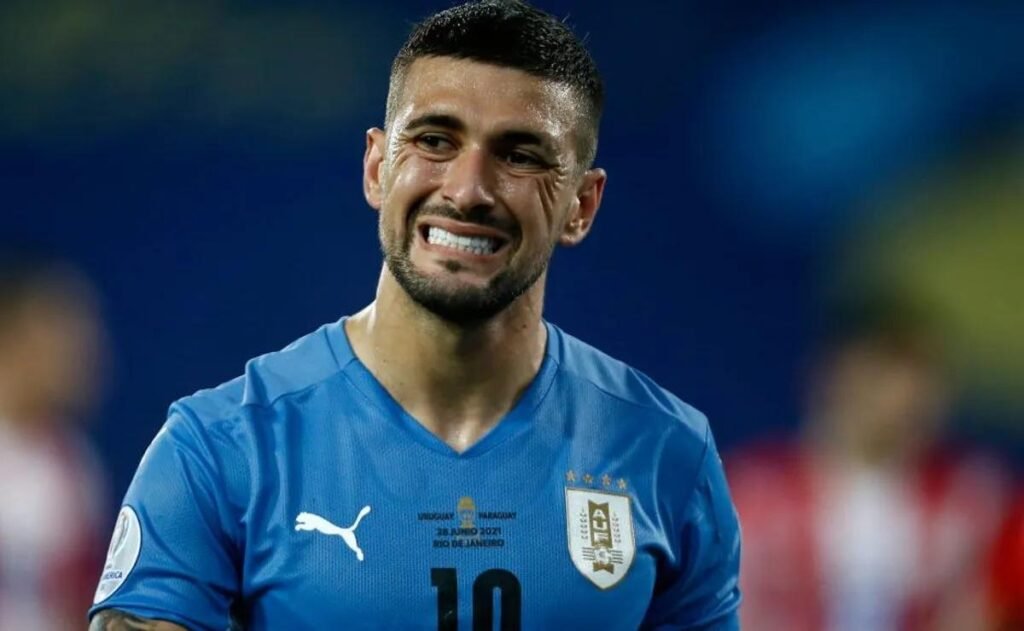 Flamengo esclarece: seleção uruguaia é responsável por tratamento de Arrascaeta
