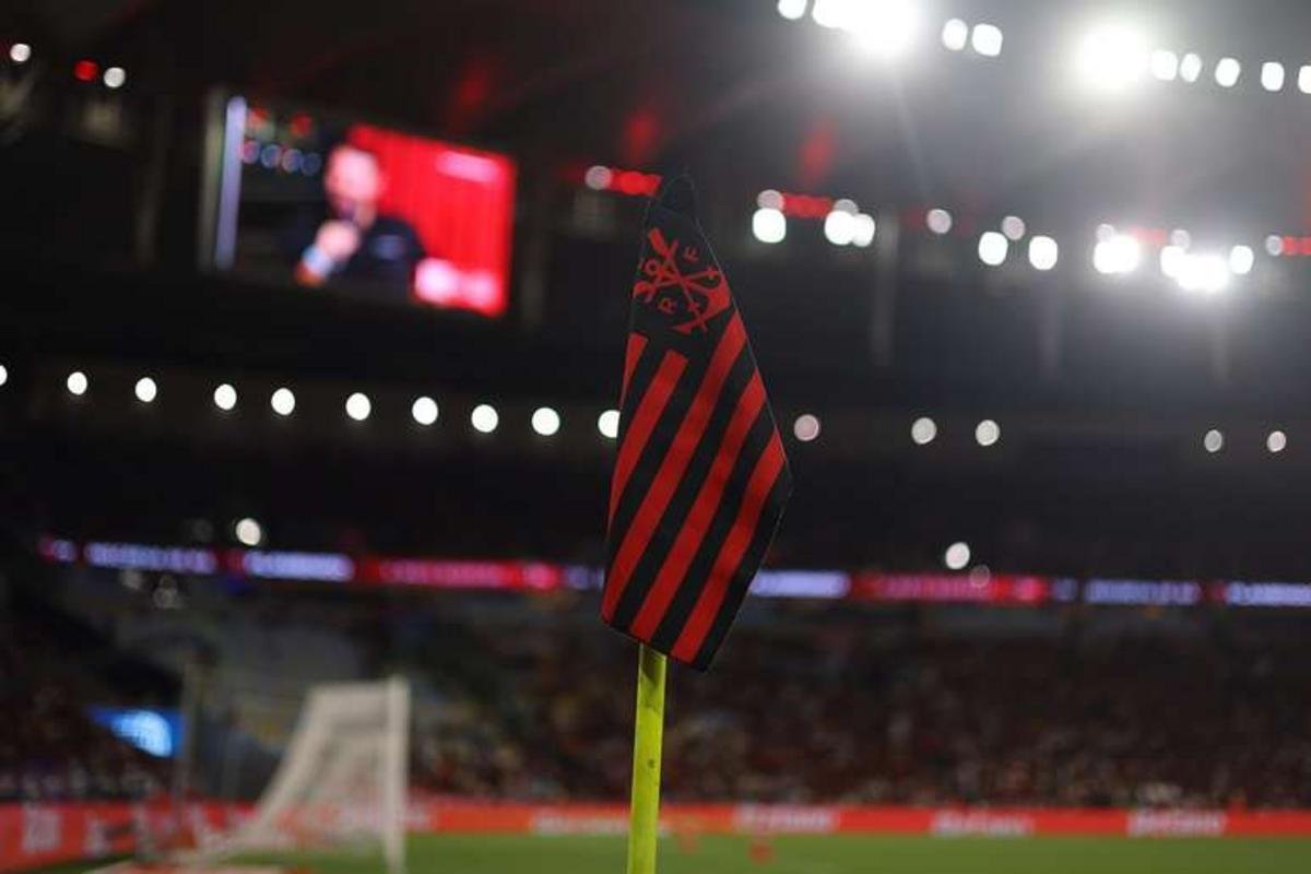 Flamengo oferece R$ 223 milhões por craque do Botafogo