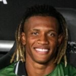 Flamengo prepara oferta de 117 milhões de reais para contratar Danilo do Botafogo