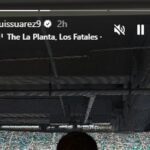 Luis Suárez veste camisa de De la Cruz do Flamengo em jogo do Uruguai