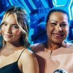 Mãe de Endrick retorna ao Brasil em meio a rumores de conflito com Gabriely Miranda