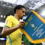 Marquinhos atinge 108 jogos pela Seleção e é o 2º zagueiro com mais partidas no estádio da estreia
