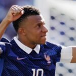 Mbappé supera marca de Pelé em Copas e persegue recorde histórico de Messi