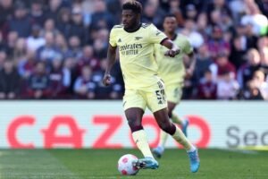 Meia Thomas Partey barrado no Canadá por estupro desfalca Gana na estreia da Copa