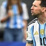 Messi brilha com recorde histórico e garante Argentina no mata-mata da Copa