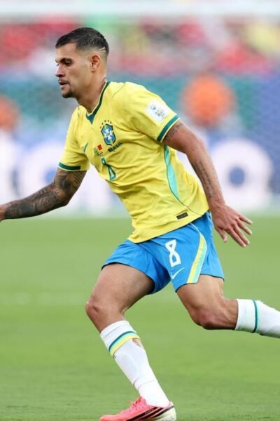 Newcastle rejeita R$ 410 milhões do Arsenal por Bruno Guimarães
