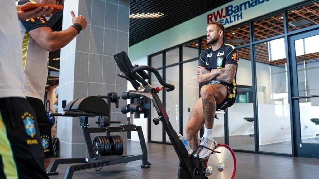 Neymar realiza exames decisivos hoje sobre presença na estreia do Brasil na Copa