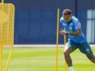 Neymar volta a treinar e pode jogar contra Escócia na Copa 2026