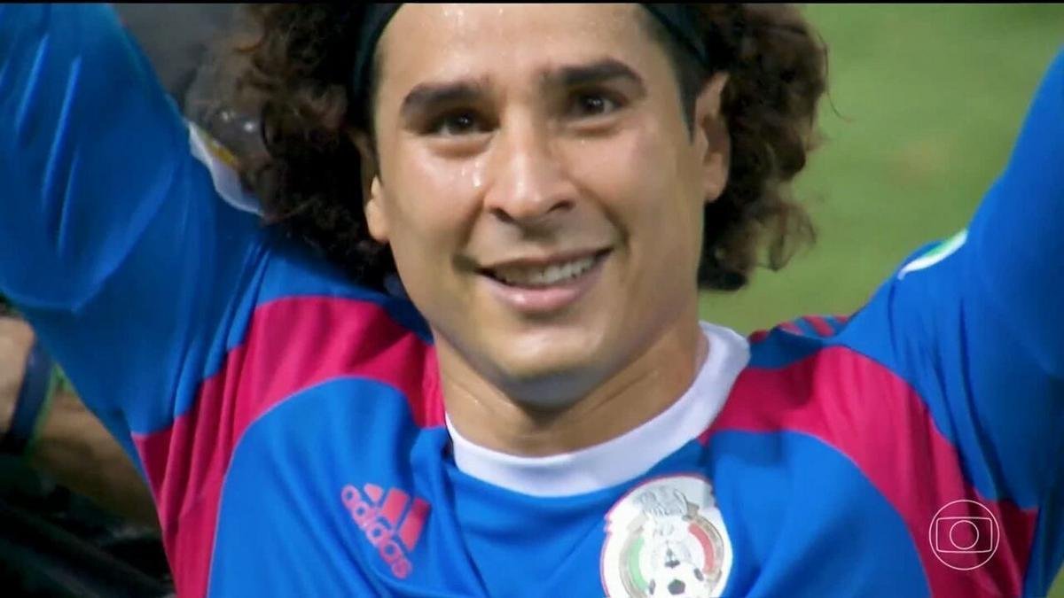 Ochoa iguala recorde histórico e disputa sua sexta Copa do Mundo pelo México