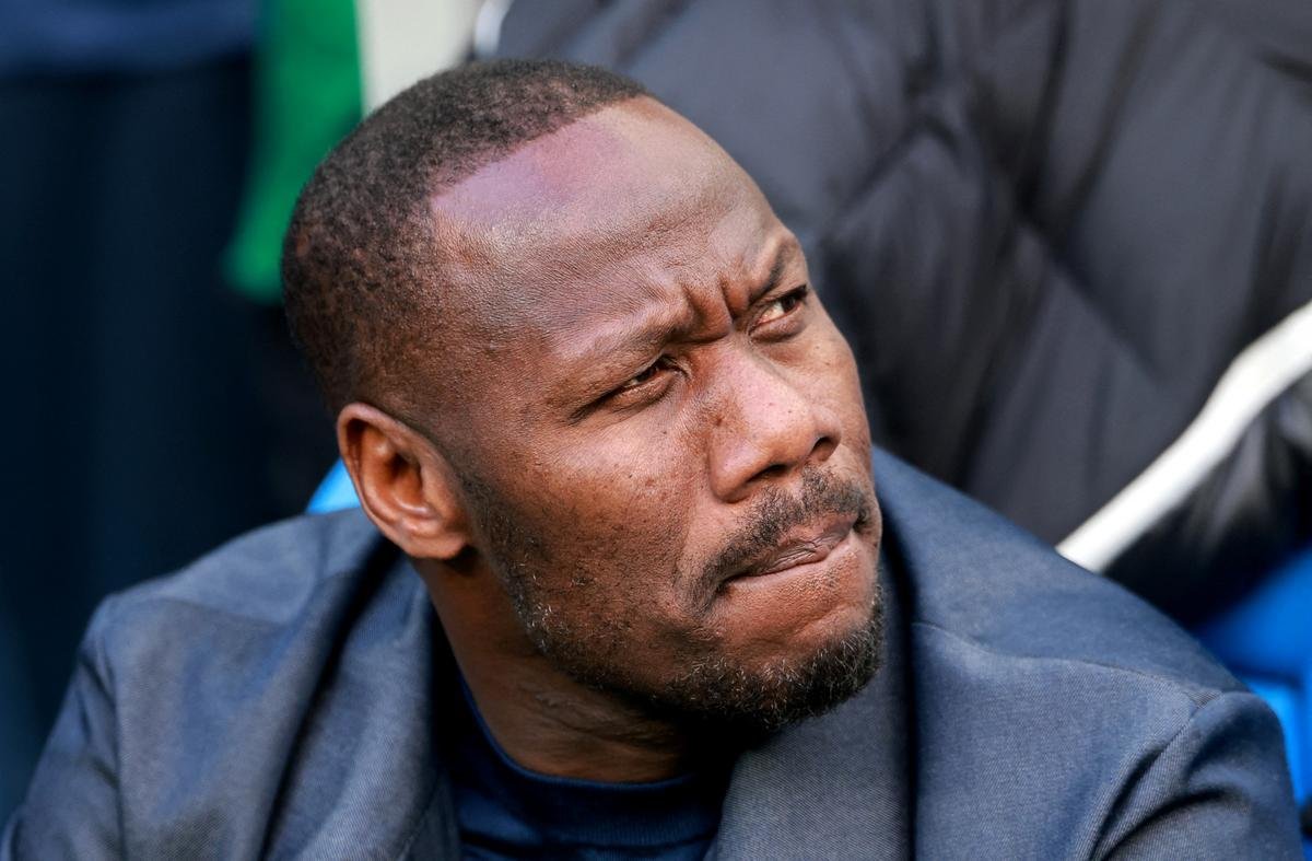 Pape Thiaw, técnico de Senegal, admite crise e renova contrato na Copa