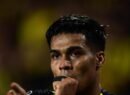 Peñarol acerta compra de Matías Arezo e Grêmio fatura R$ 16,8 milhões