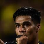 Peñarol acerta compra de Matías Arezo e Grêmio fatura R$ 16,8 milhões