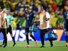 Raphinha sente coxa em jogo da Copa e preocupa Seleção e Barcelona