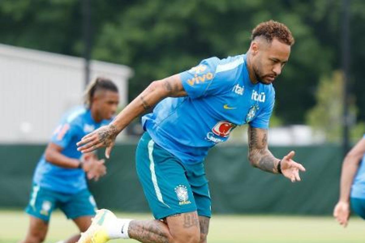 Recuperado de lesão Neymar é relacionado para Brasil e Escócia na Copa do Mundo