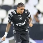 São Paulo busca Newton e propõe troca por Ferraresi ao Botafogo