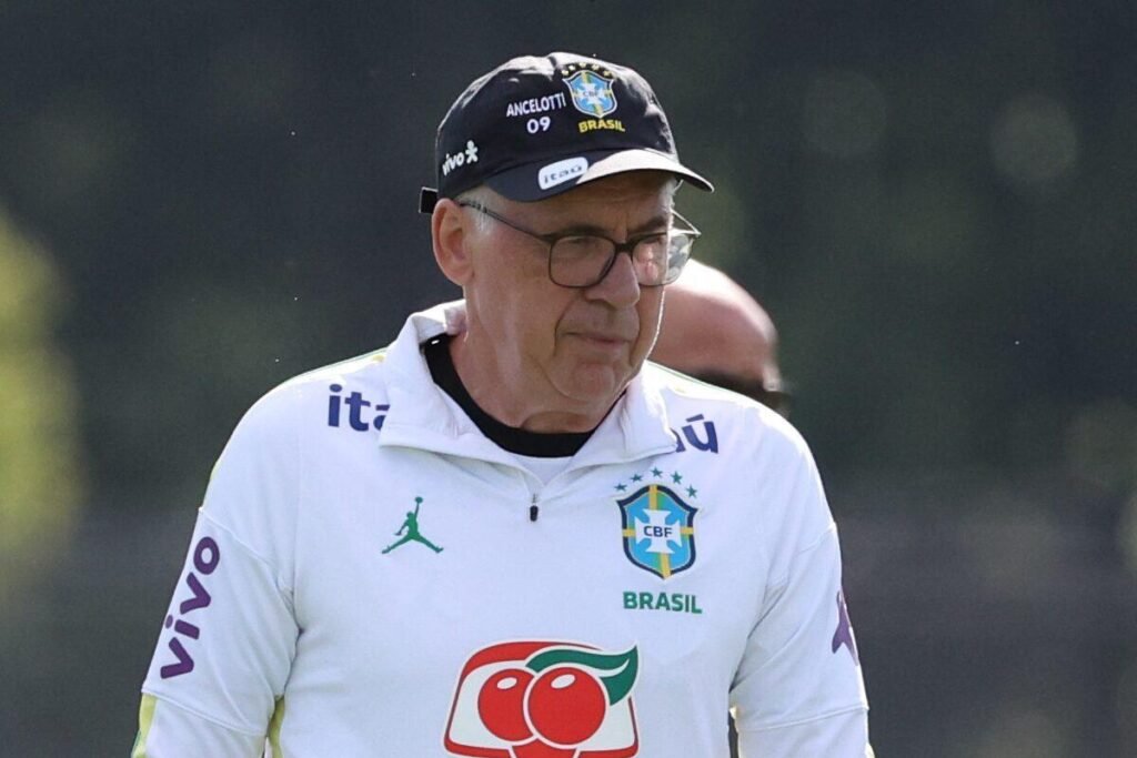 Seleção de Ancelotti busca time ideal em plena Copa do Mundo