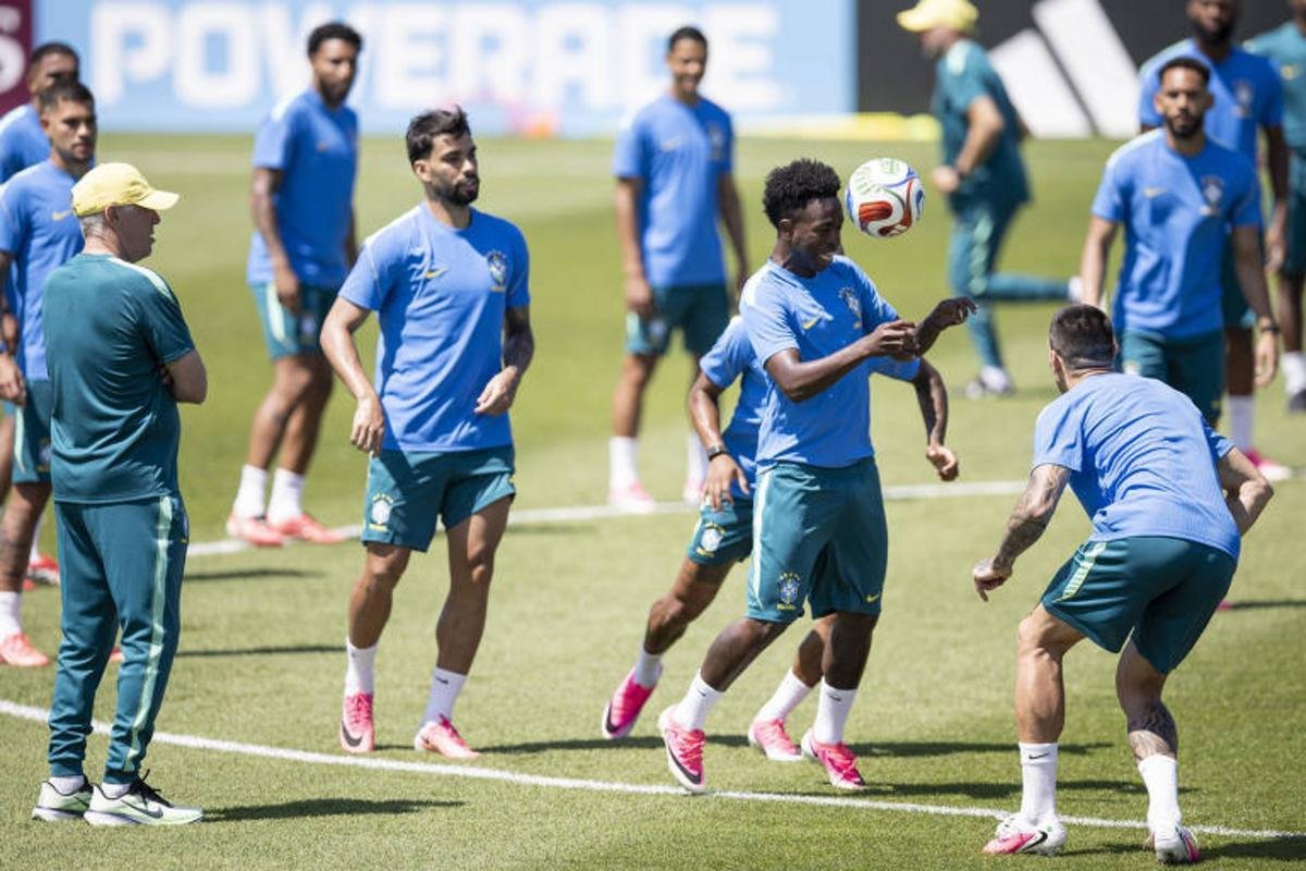 Seleção faz último treino secreto sob mistério de Ancelotti para estreia na Copa