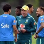 Seleção treina para enfrentar Escócia com retorno de Neymar e ausência de Raphinha