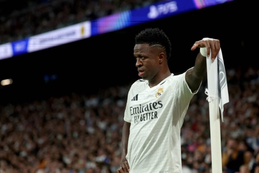 Arsenal monitora situação de Vinícius Júnior no Real Madrid