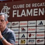 Flamengo president Bap gives a press conference at the Maracanã — Photo: André Durão