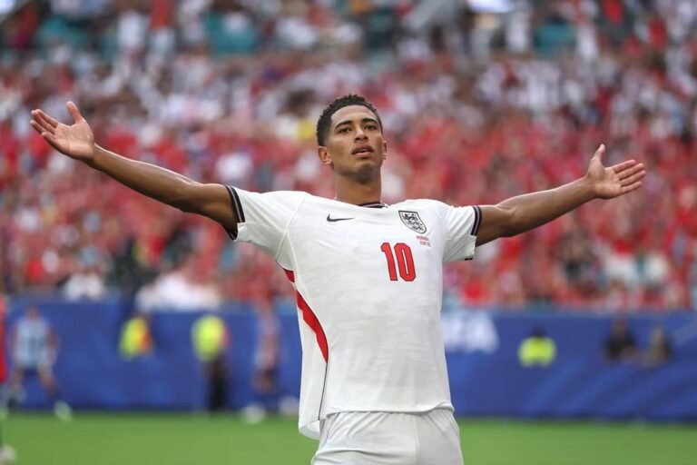 Bellingham brilha na prorrogação e Inglaterra elimina Noruega para alcançar semifinal da Copa