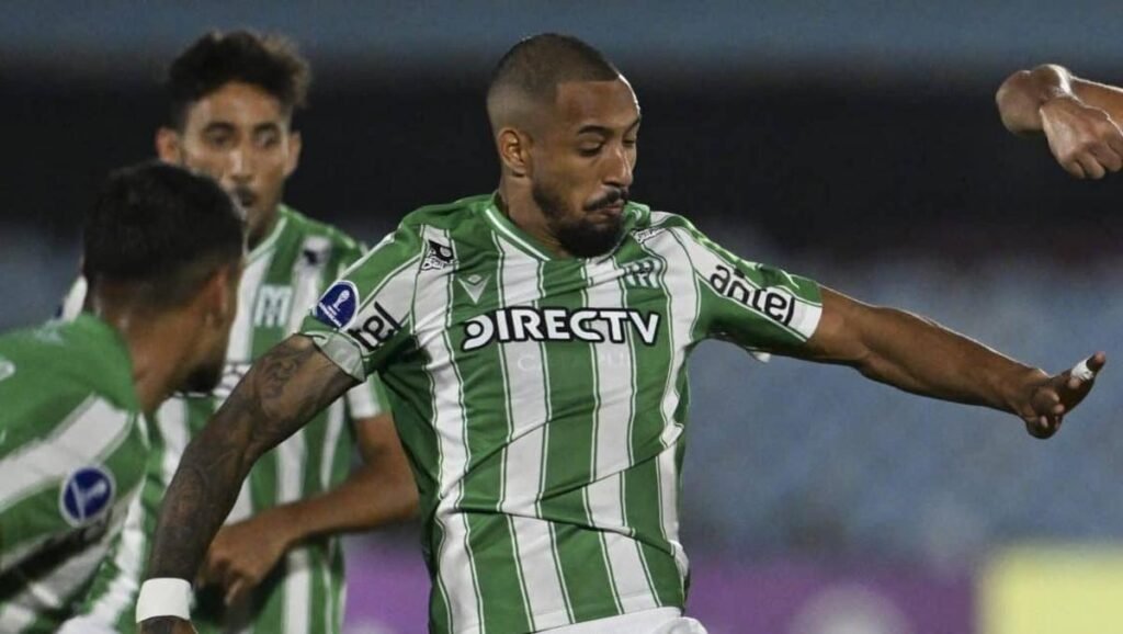 Botafogo fecha com zagueiro uruguaio Lucas Monzón por R$ 4,1 milhões