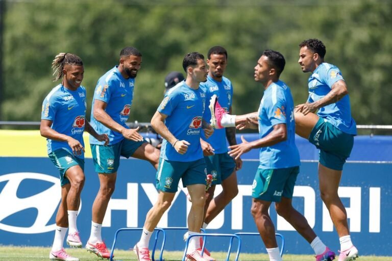 Brasil e Noruega duelam por vaga nas quartas da Copa do Mundo neste domingo