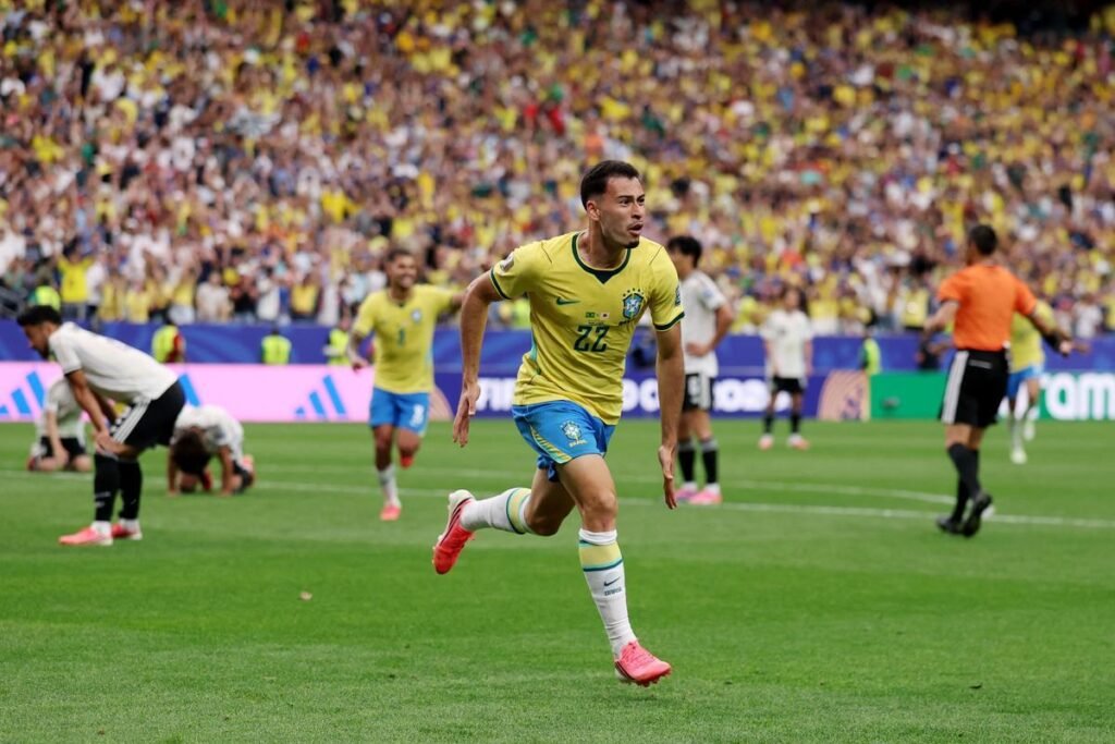 Brasil vence Japão de virada com gols de Casemiro e Martinelli e avança nas oitavas da Copa 2026