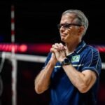 Bernardinho during a Brazil match in the VNL (Photo: Volleyball World)