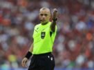 Referee Wilton Pereira Sampaio. Photo: Carlos Rodrigues/Getty Images