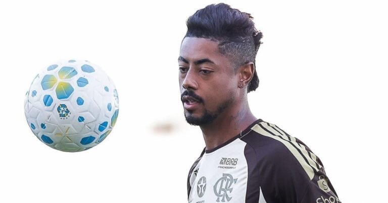 Bruno Henrique during Flamengo training before the friendly against Benfica in Portugal. Credit: Gilvan de Souza / Flamengo.