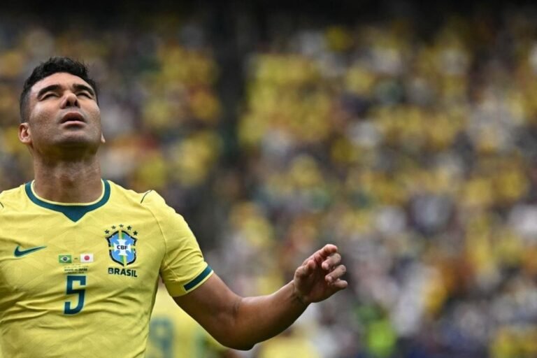 Casemiro celebrates Brazil's first goal of the match. Photo: Paul ELLIS / AFP