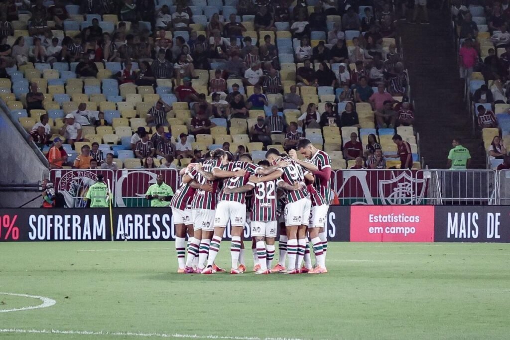 CBF investiga cartão amarelo de Lucho Acosta após alerta de apostas suspeitas no Fluminense