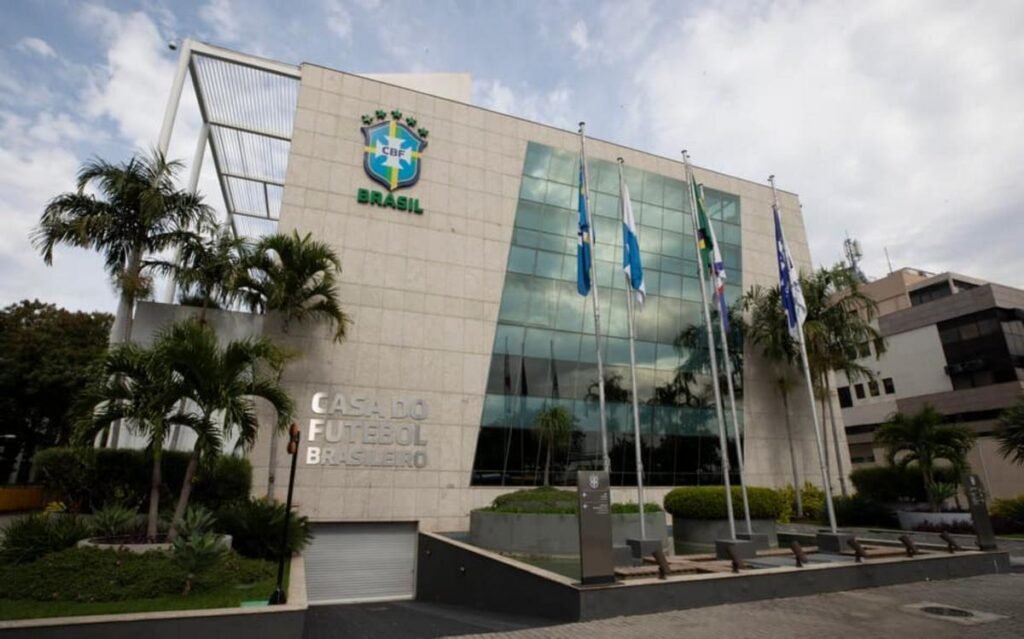 CBF planeja adotar novas regras de tempo e VAR no segundo turno do Brasileirão
