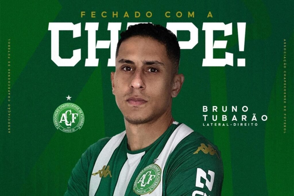 Chapecoense oficializa contratação do lateral Bruno Tubarão até o fim de 2026