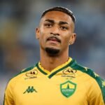 Cuiabá vende atacante Derik Lacerda para clube japonês
