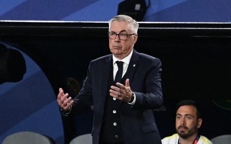 Delegação da Seleção Brasileira volta ao país com Ancelotti e poucos jogadores