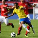Douglas Costa played in the 2018 World Cup for the Brazil national team (Photo: Granada, Wikimedia Commons)