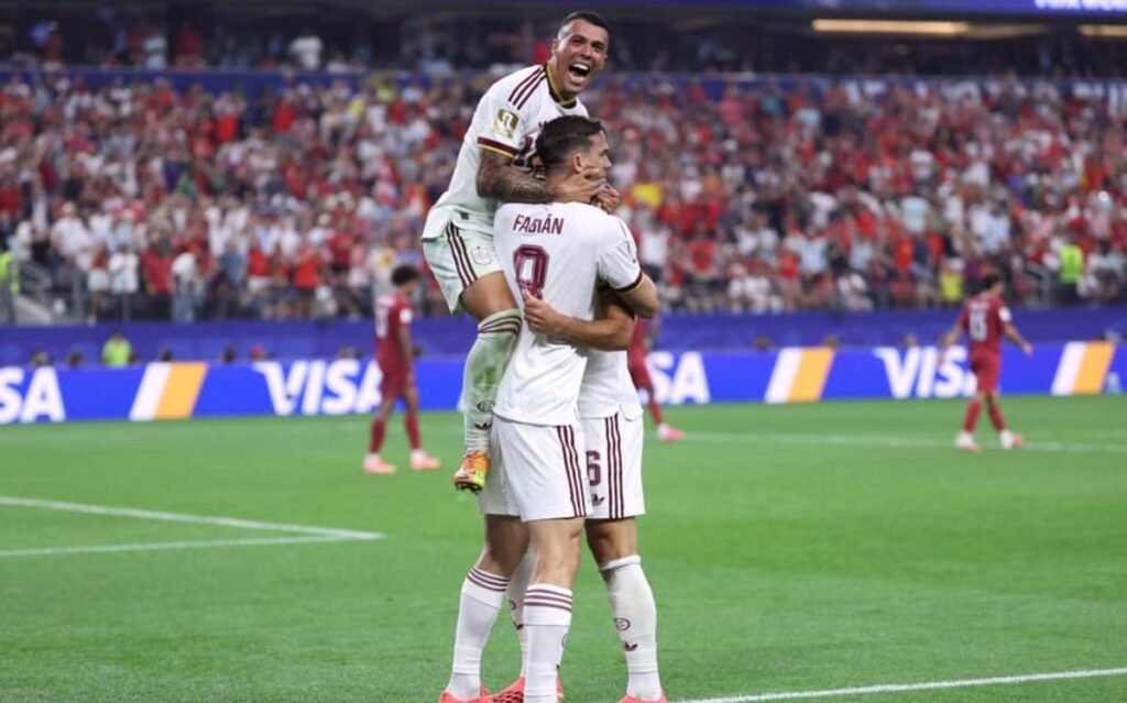 Espanha elimina Portugal com gol no fim e avança na Copa